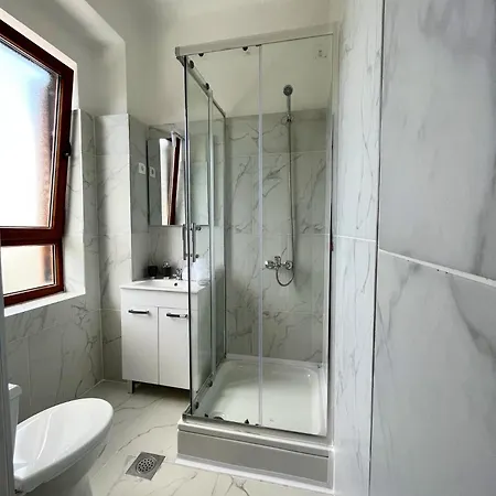 Aj Pansion Ξενοδοχείο *