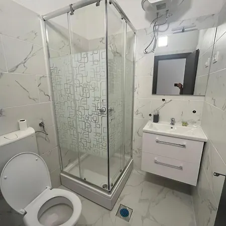 Aj Pansion Ξενοδοχείο *